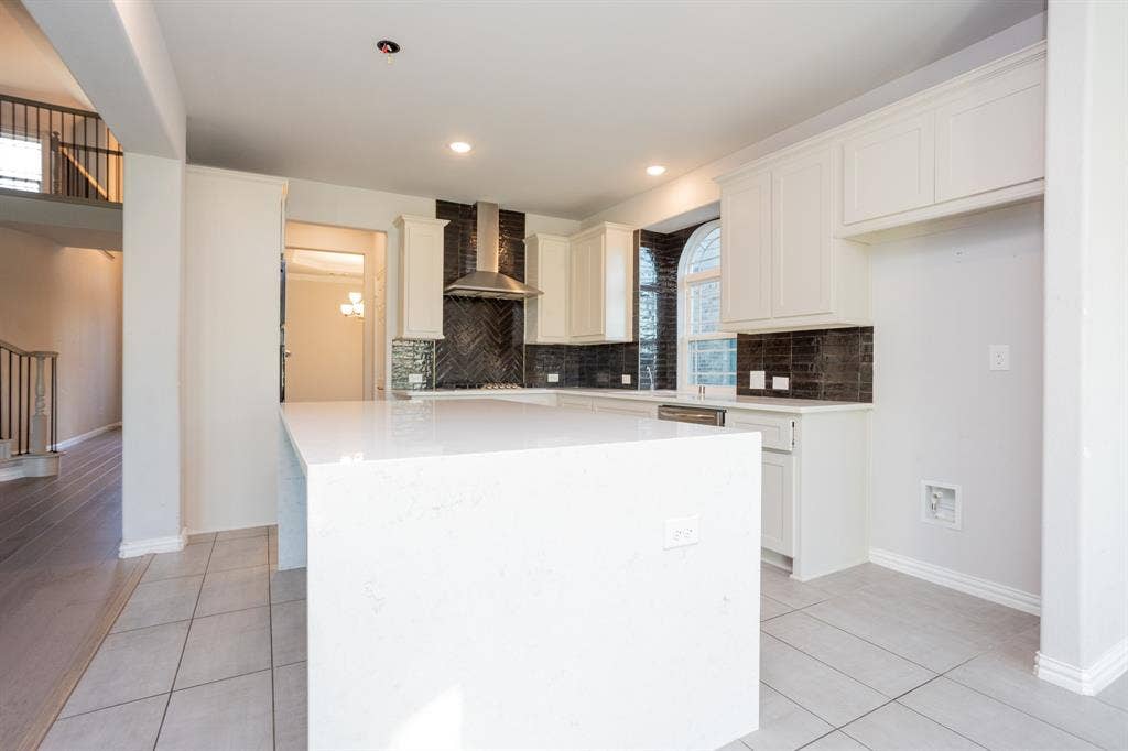 806 Lawndale Street, Celina, TX 75009 806 Lawndale Street, Celina, TX 75009