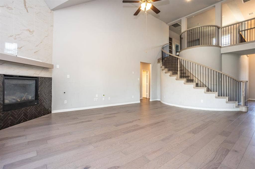 806 Lawndale Street, Celina, TX 75009 806 Lawndale Street, Celina, TX 75009