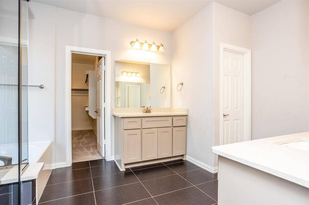 806 Lawndale Street, Celina, TX 75009 806 Lawndale Street, Celina, TX 75009