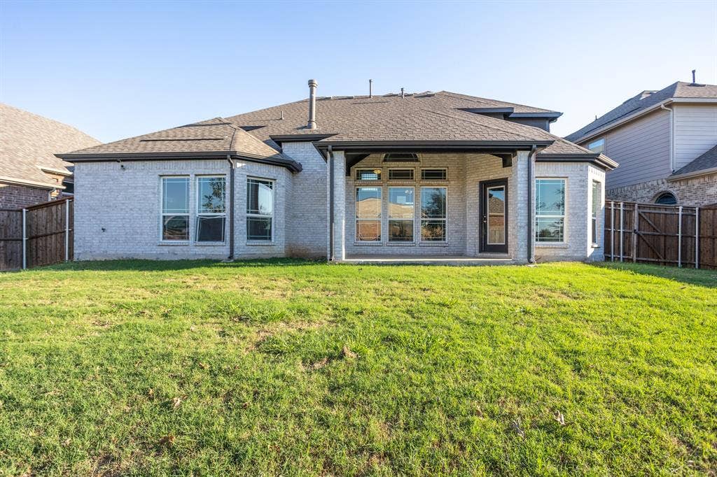 806 Lawndale Street, Celina, TX 75009 806 Lawndale Street, Celina, TX 75009