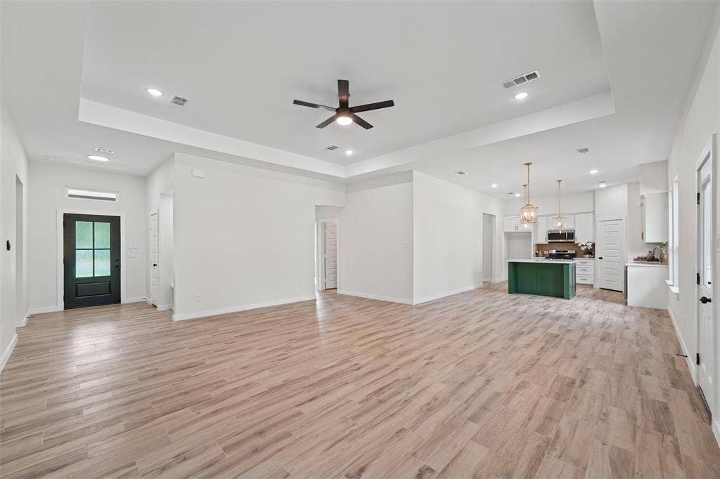 10511 Casnett Drive, Dallas, TX 75217