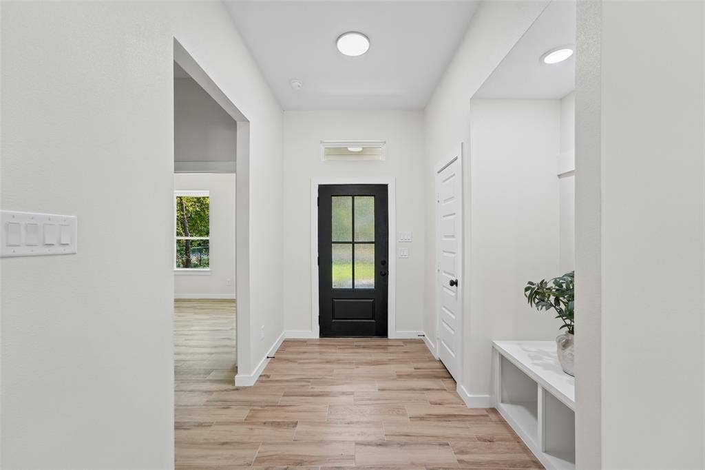 10511 Casnett Drive, Dallas, TX 75217