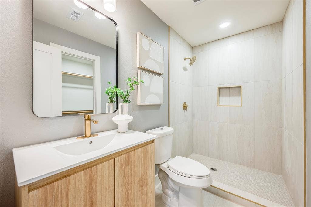 10622 Fern Drive, Dallas, TX 75228 10622 Fern Drive, Dallas, TX 75228