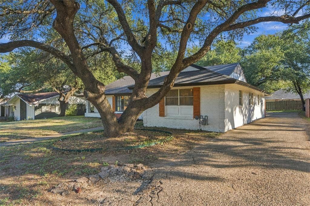 1001 Rambler Drive, Waco, TX 76710 1001 Rambler Drive, Waco, TX 76710