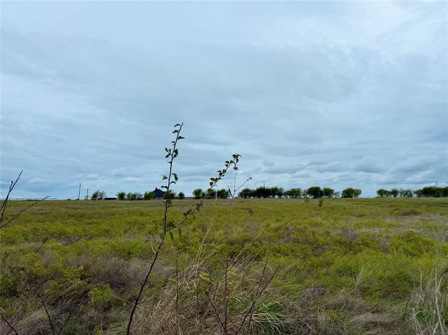 Property photo for 10025 County Road 1004, Godley, TX