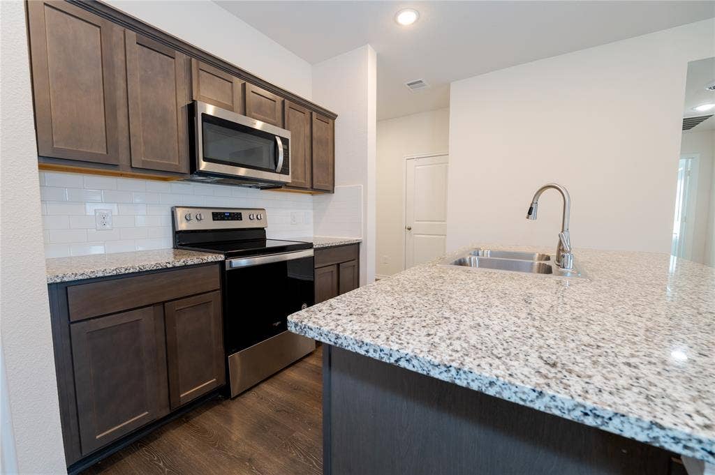 2478 Conklin Drive, Fate, TX 75189 2478 Conklin Drive, Fate, TX 75189