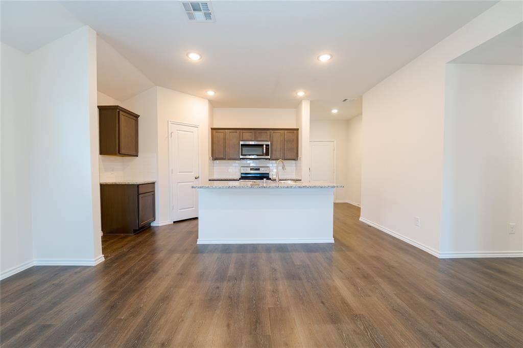 2478 Conklin Drive, Fate, TX 75189 2478 Conklin Drive, Fate, TX 75189
