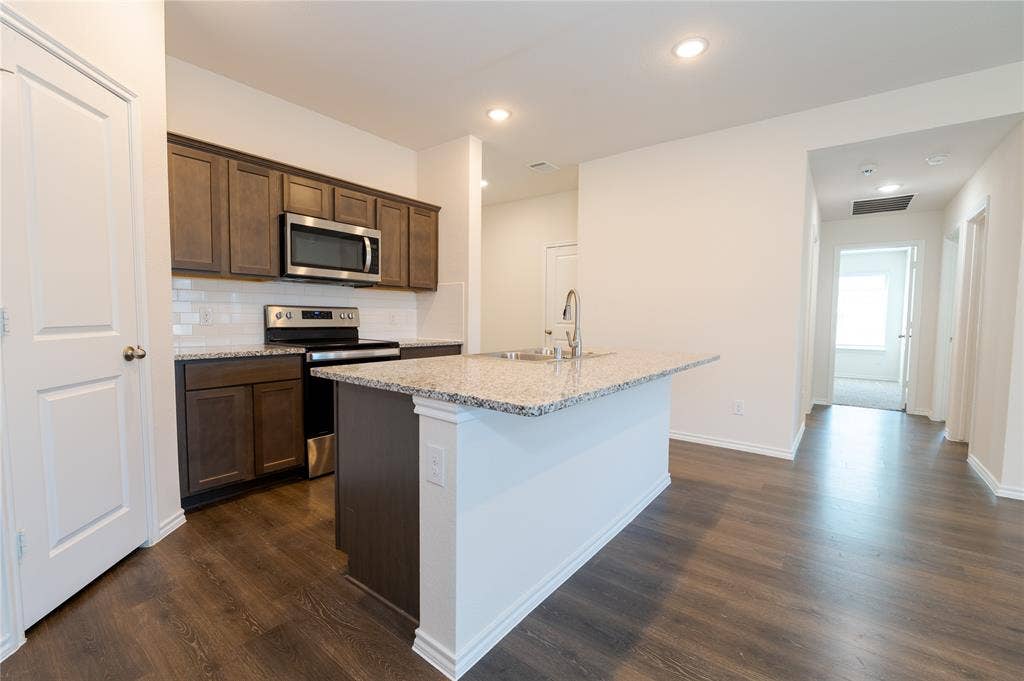 2478 Conklin Drive, Fate, TX 75189 2478 Conklin Drive, Fate, TX 75189