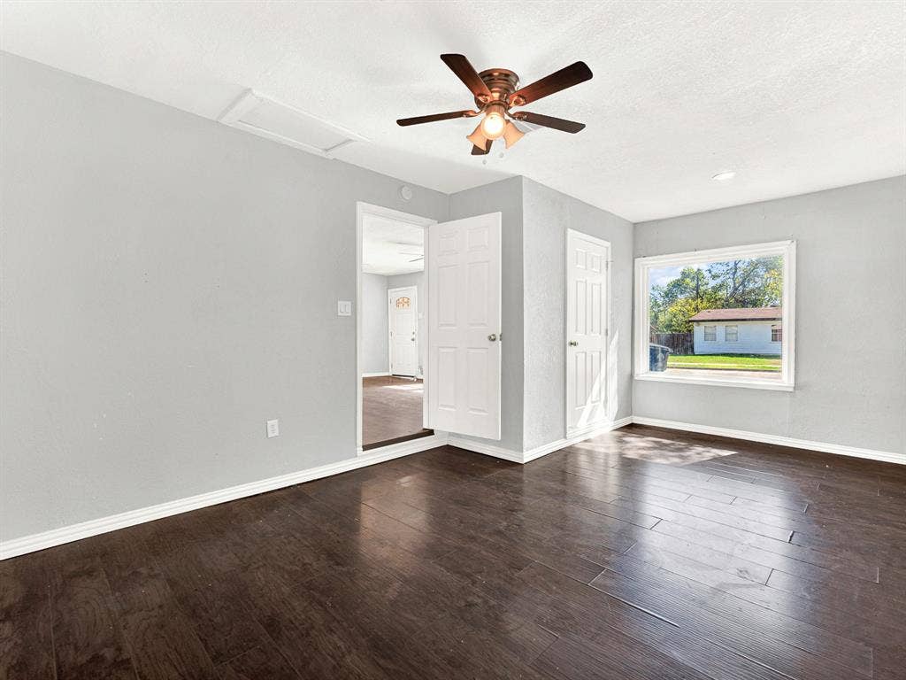 2821 Kilburn Avenue, Dallas, TX 75216