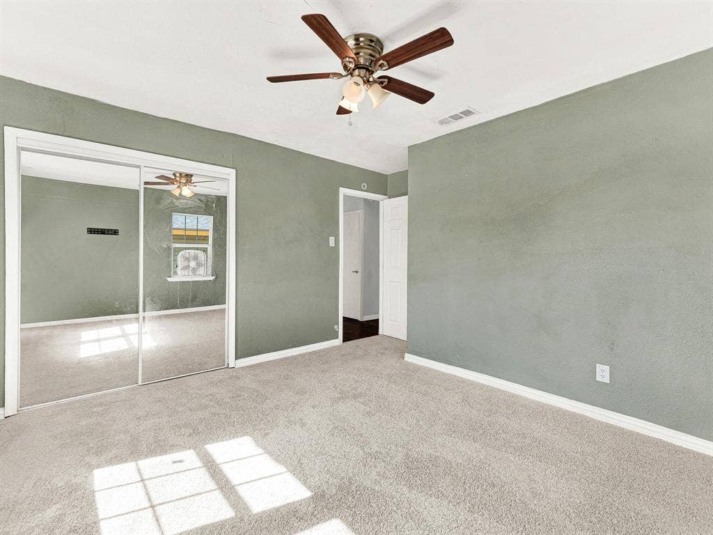 2821 Kilburn Avenue, Dallas, TX 75216