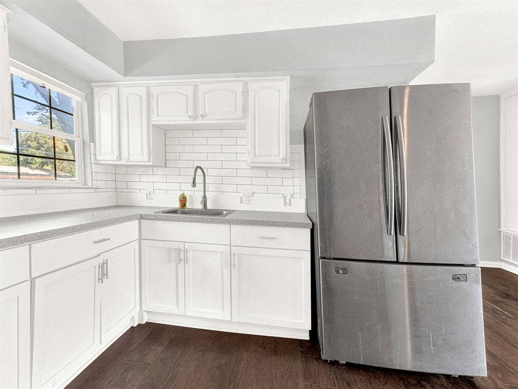 2821 Kilburn Avenue, Dallas, TX 75216
