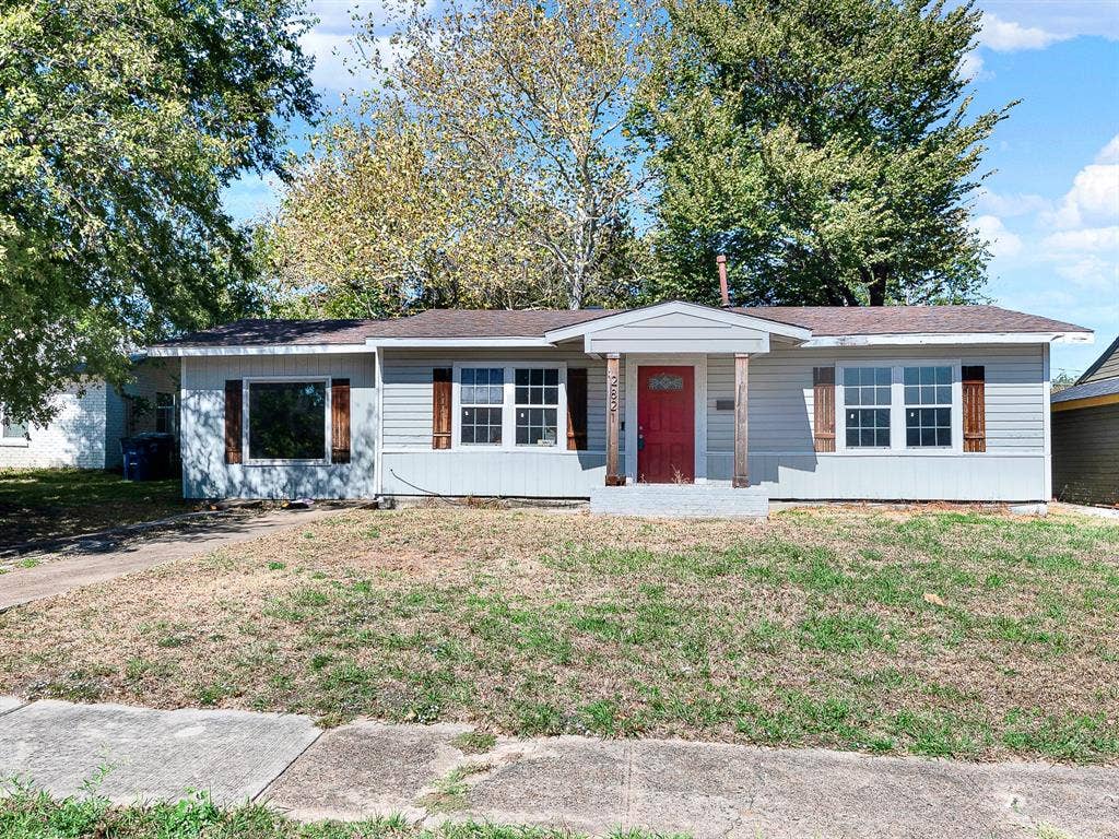 2821 Kilburn Avenue, Dallas, TX 75216