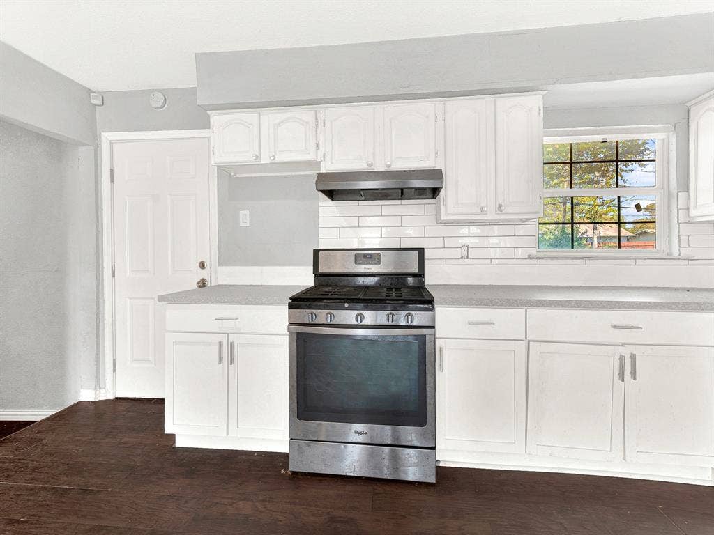 2821 Kilburn Avenue, Dallas, TX 75216