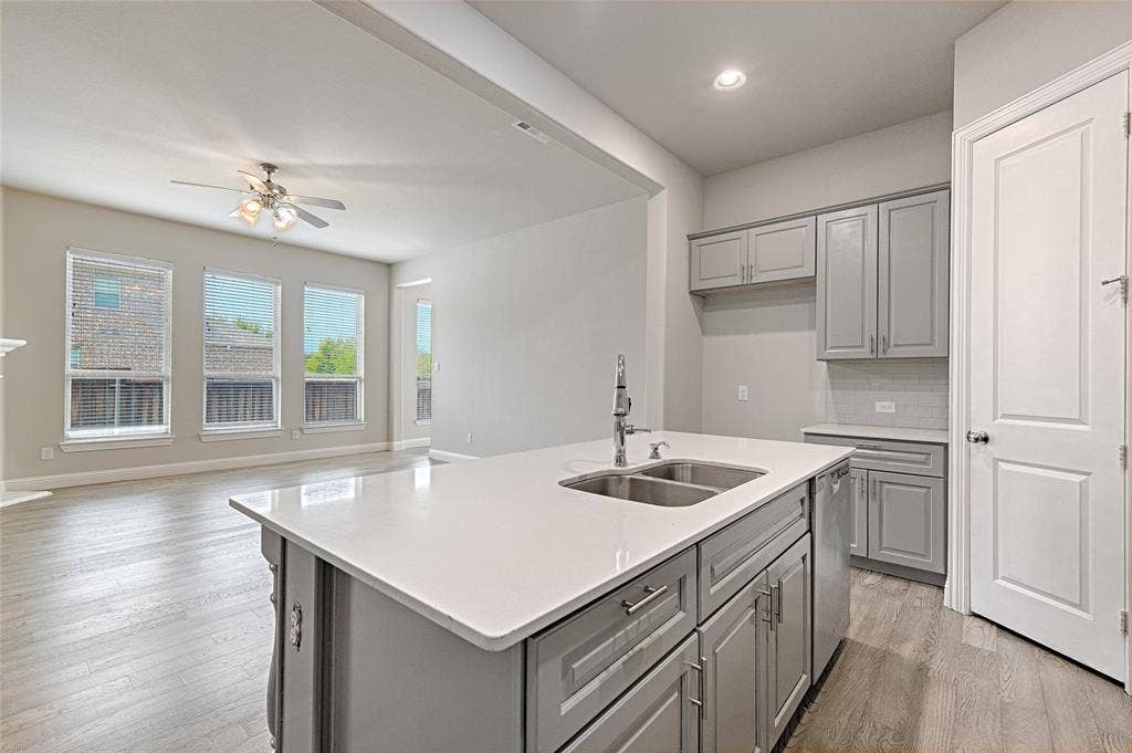 4328 Del Rey Avenue, McKinney, TX 75070 4328 Del Rey Avenue, McKinney, TX 75070