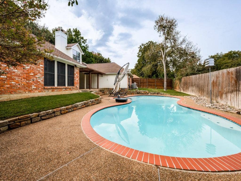 3640 Dahlia Drive, Grand Prairie, TX 75052 3640 Dahlia Drive, Grand Prairie, TX 75052