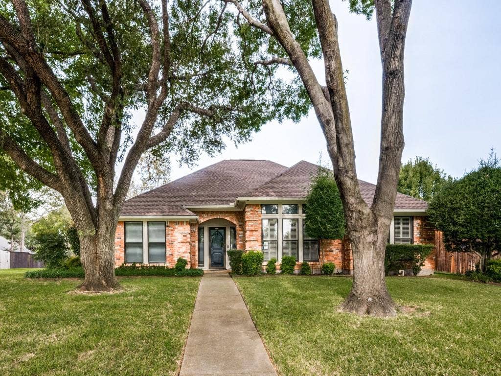 3640 Dahlia Drive, Grand Prairie, TX 75052 3640 Dahlia Drive, Grand Prairie, TX 75052