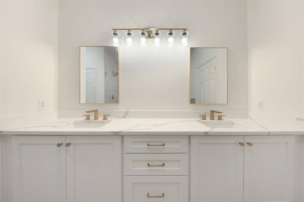 11573 Chaucer Drive, Frisco, TX 75035 11573 Chaucer Drive, Frisco, TX 75035