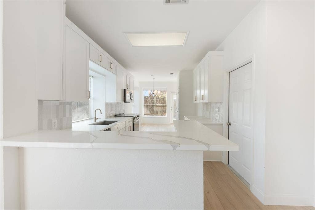 11573 Chaucer Drive, Frisco, TX 75035 11573 Chaucer Drive, Frisco, TX 75035