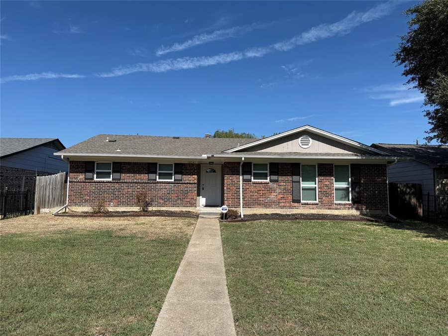 Property photo for 10541 Cradlerock Drive, Dallas, TX