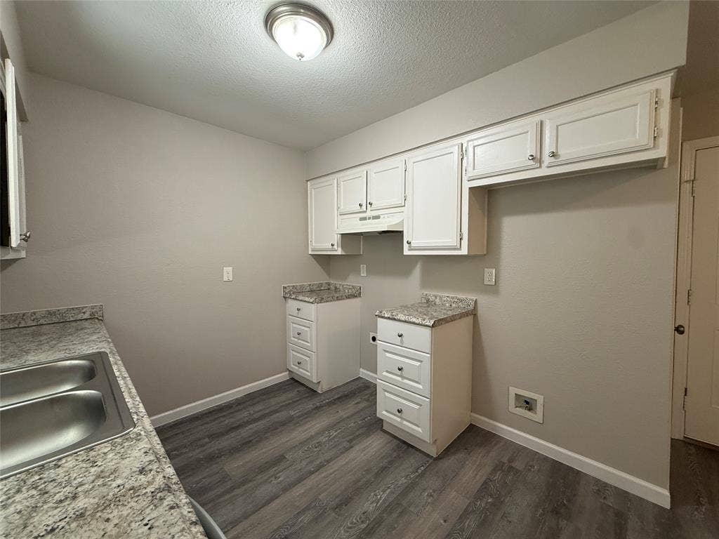 10541 Cradlerock Drive, Dallas, TX 75217 10541 Cradlerock Drive, Dallas, TX 75217