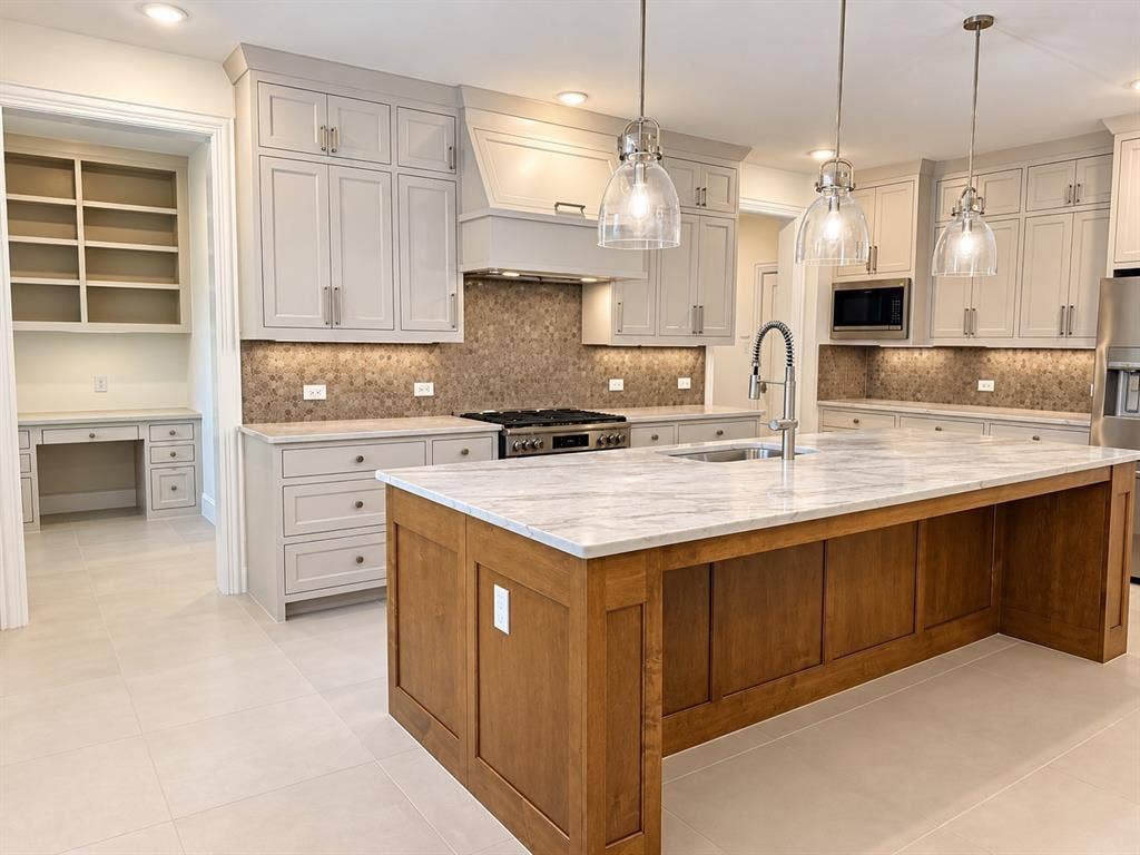 615 Oakland Drive, Irving, TX 75060