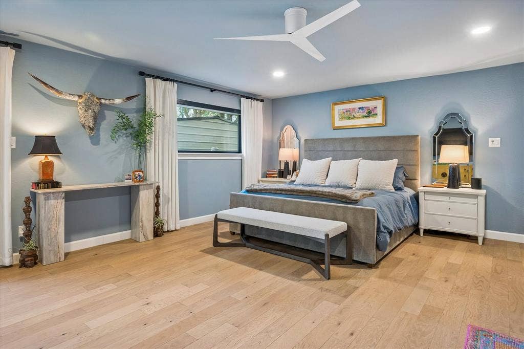4317 Echo Glen Drive, Dallas, TX 75244