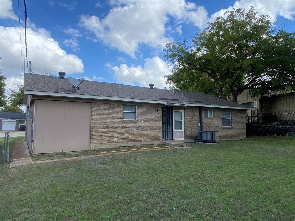 6725 Sweet Sue Lane, Dallas, TX 75241 6725 Sweet Sue Lane, Dallas, TX 75241