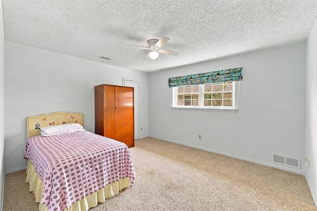 9501 Windy Knoll Drive, Dallas, TX 75243 9501 Windy Knoll Drive, Dallas, TX 75243