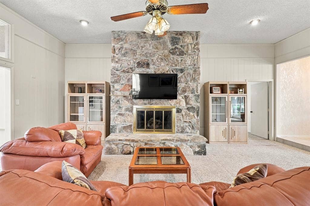 9501 Windy Knoll Drive, Dallas, TX 75243 9501 Windy Knoll Drive, Dallas, TX 75243