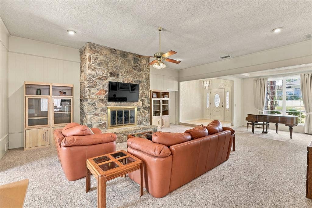 9501 Windy Knoll Drive, Dallas, TX 75243 9501 Windy Knoll Drive, Dallas, TX 75243