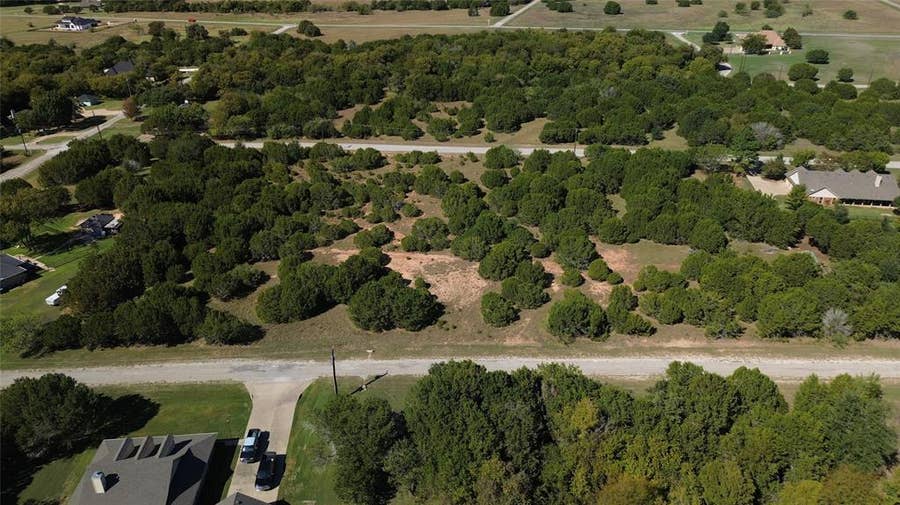 Property photo for 33049 Woodcrest Drive, Whitney, TX