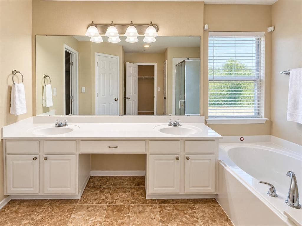 1103 Windsor Lane, Forney, TX 75126 Virtually staged