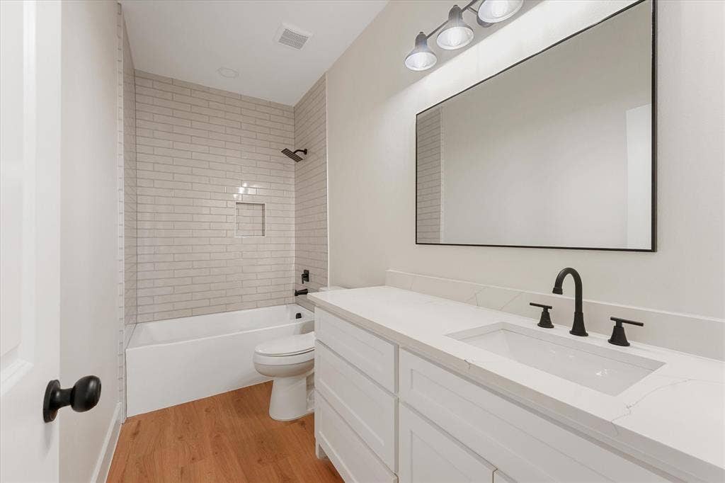 941 Robin Hood Boulevard, Mesquite, TX 75149 941 Robin Hood Boulevard, Mesquite, TX 75149
