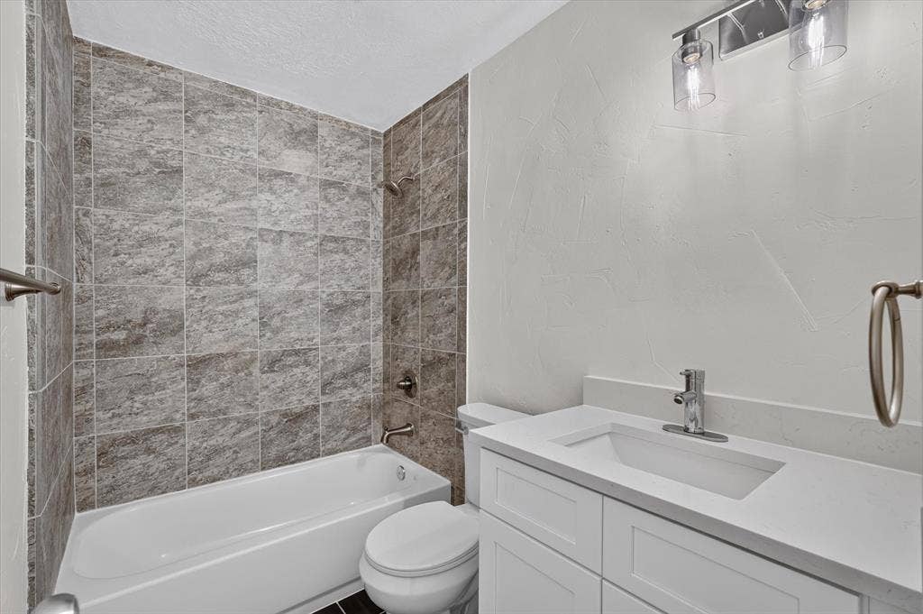 2648 Whippoorwill Drive, Mesquite, TX 75149 2648 Whippoorwill Drive, Mesquite, TX 75149