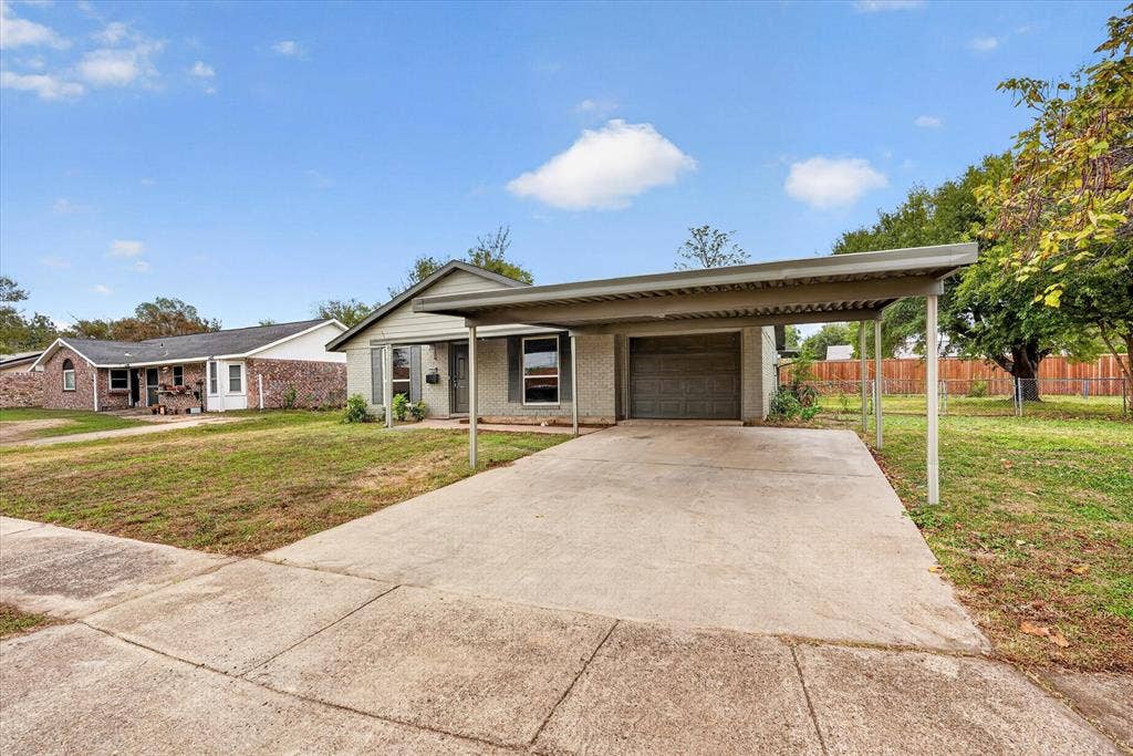 2648 Whippoorwill Drive, Mesquite, TX 75149 2648 Whippoorwill Drive, Mesquite, TX 75149