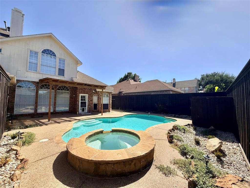 4525 Reunion Drive, Plano, TX 75024 4525 Reunion Drive, Plano, TX 75024