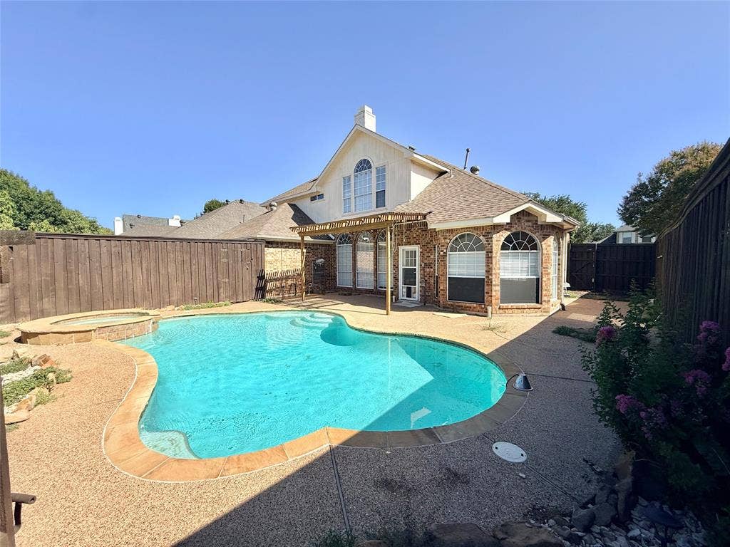 4525 Reunion Drive, Plano, TX 75024 4525 Reunion Drive, Plano, TX 75024