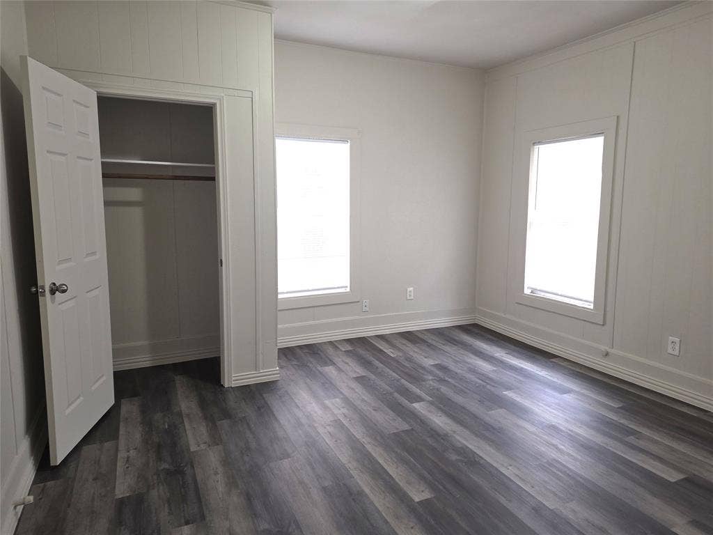 1100 Main Street, Ennis, TX 75119 1100 Main Street, Ennis, TX 75119