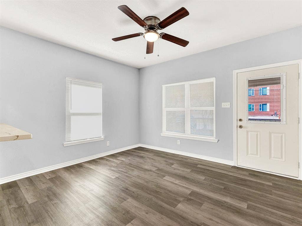 622 S Edgefield Avenue, Dallas, TX 75208