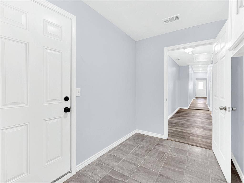 622 S Edgefield Avenue, Dallas, TX 75208