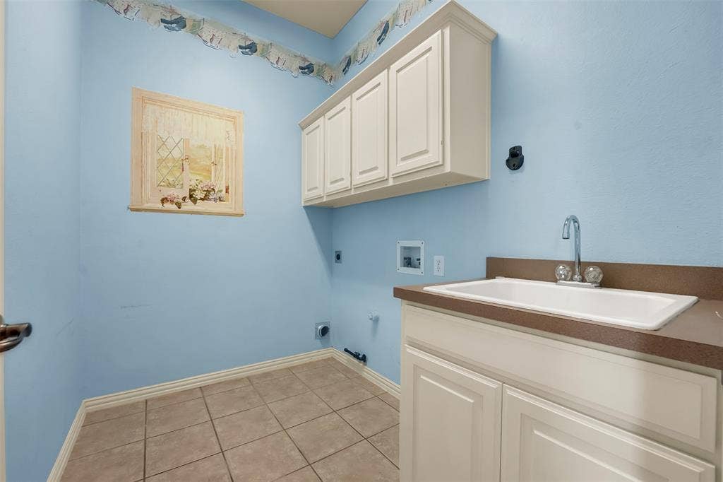 1910 Saint Johns Avenue, Allen, TX 75002 1910 Saint Johns Avenue, Allen, TX 75002