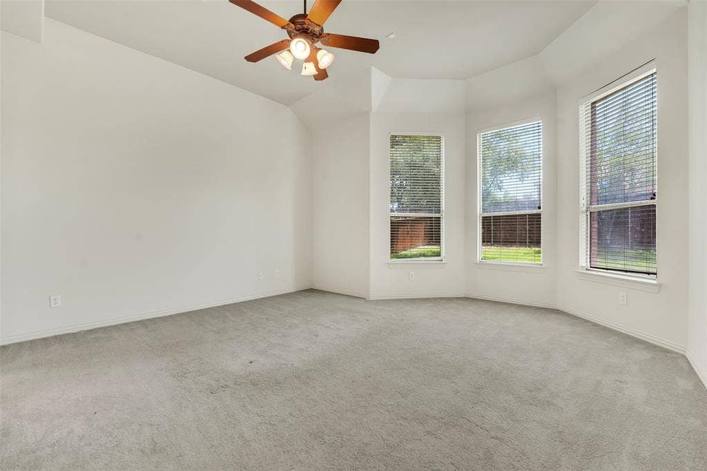 1910 Saint Johns Avenue, Allen, TX 75002 1910 Saint Johns Avenue, Allen, TX 75002