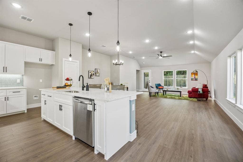 407 Frank Street, Terrell, TX 75160 407 Frank chefs dream kitchen