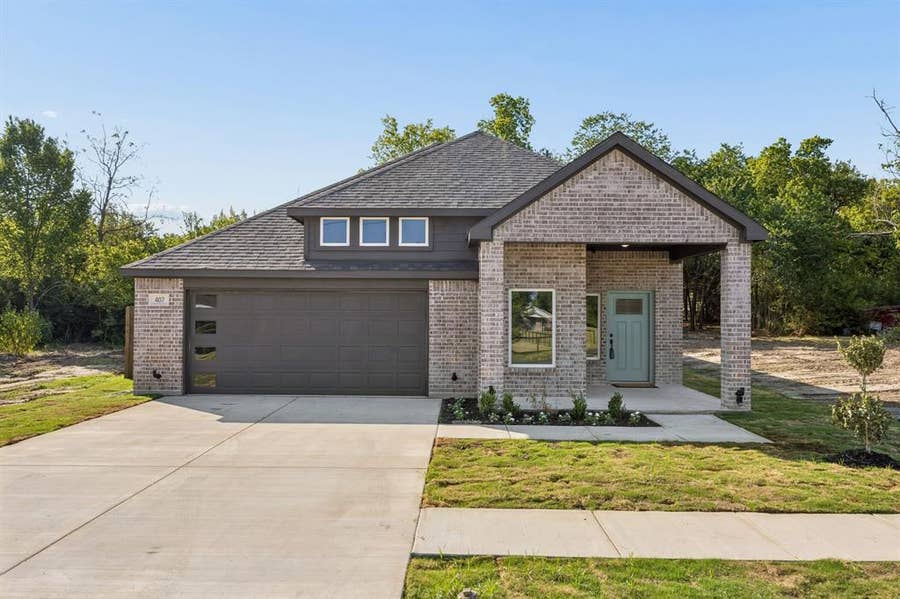 Property photo for 407 Frank Street, Terrell, TX