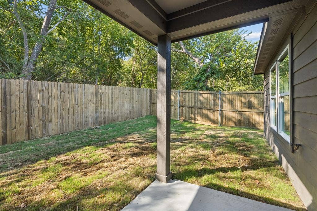 407 Frank Street, Terrell, TX 75160 407 Frank with fenced in private backyard