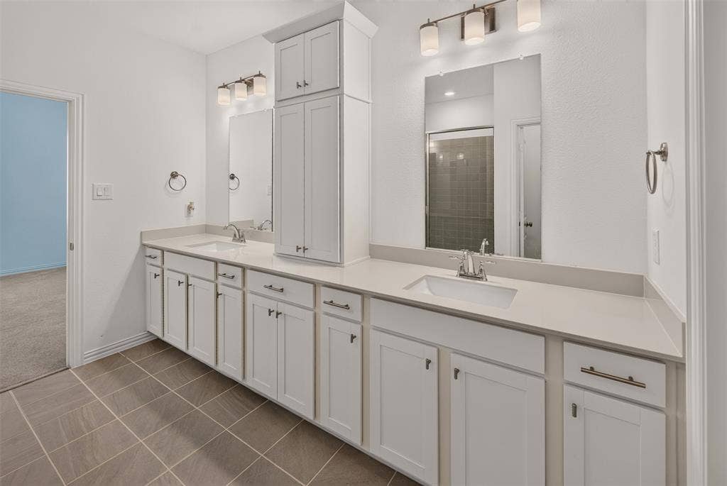3551 Pierce Lane, Grand Prairie, TX 75052 3551 Pierce Lane, Grand Prairie, TX 75052