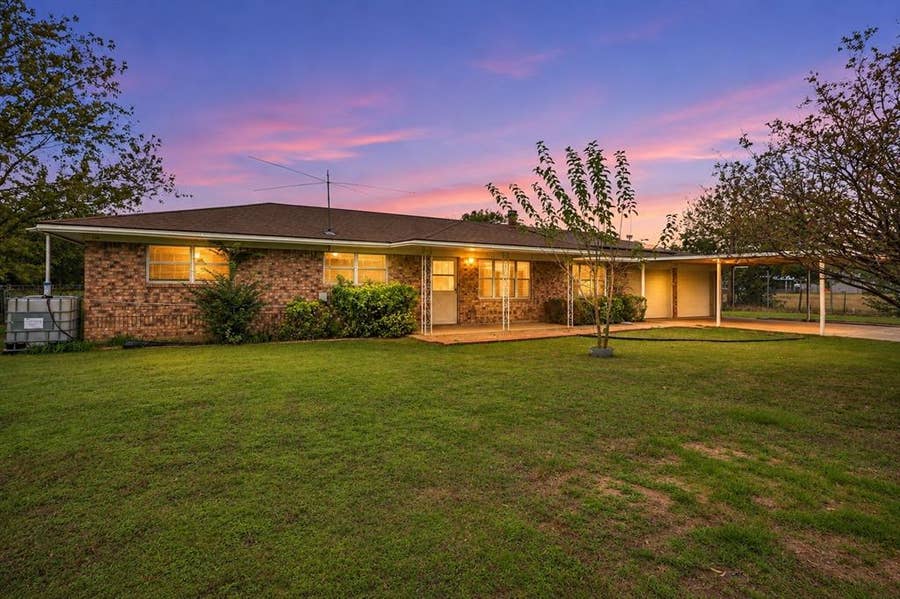 Property photo for 5083 N State Highway 78, Bonham, TX