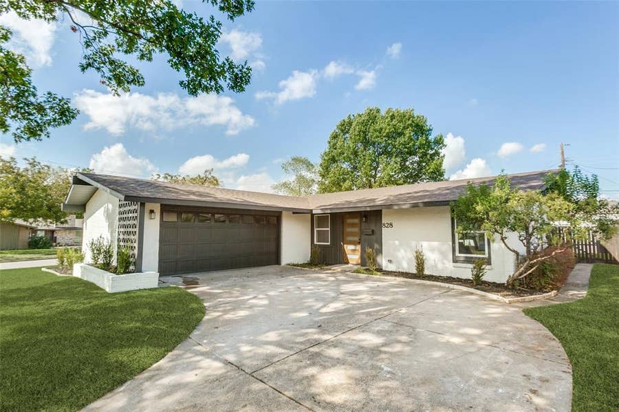 Property photo for 828 Melrose Drive, Richardson, TX