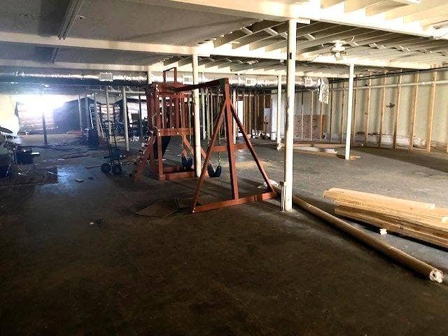 108 E Larkin Street, Athens, TX 75751 108 E Larkin Street, Athens, TX 75751