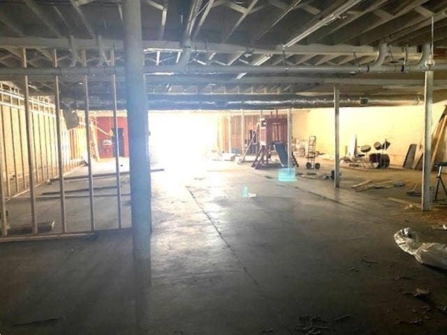 108 E Larkin Street, Athens, TX 75751 108 E Larkin Street, Athens, TX 75751